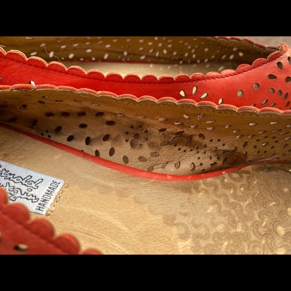 Arnold Churgin coral floral cutout open toe shoe - Picture 3 of 10